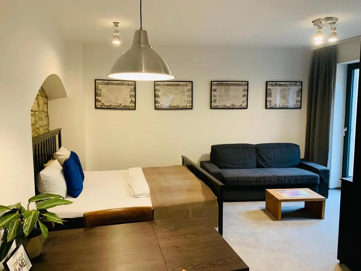Cozy Friendly Place With Free Parking Prag 0*,