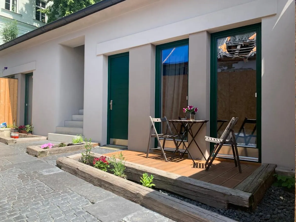 Apartment Cozy Friendly Place With Free Parking Prag Tschechische Republik