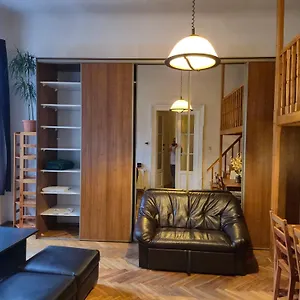 https://agnieszki-room-nr-1.krakowhotelspoland.com